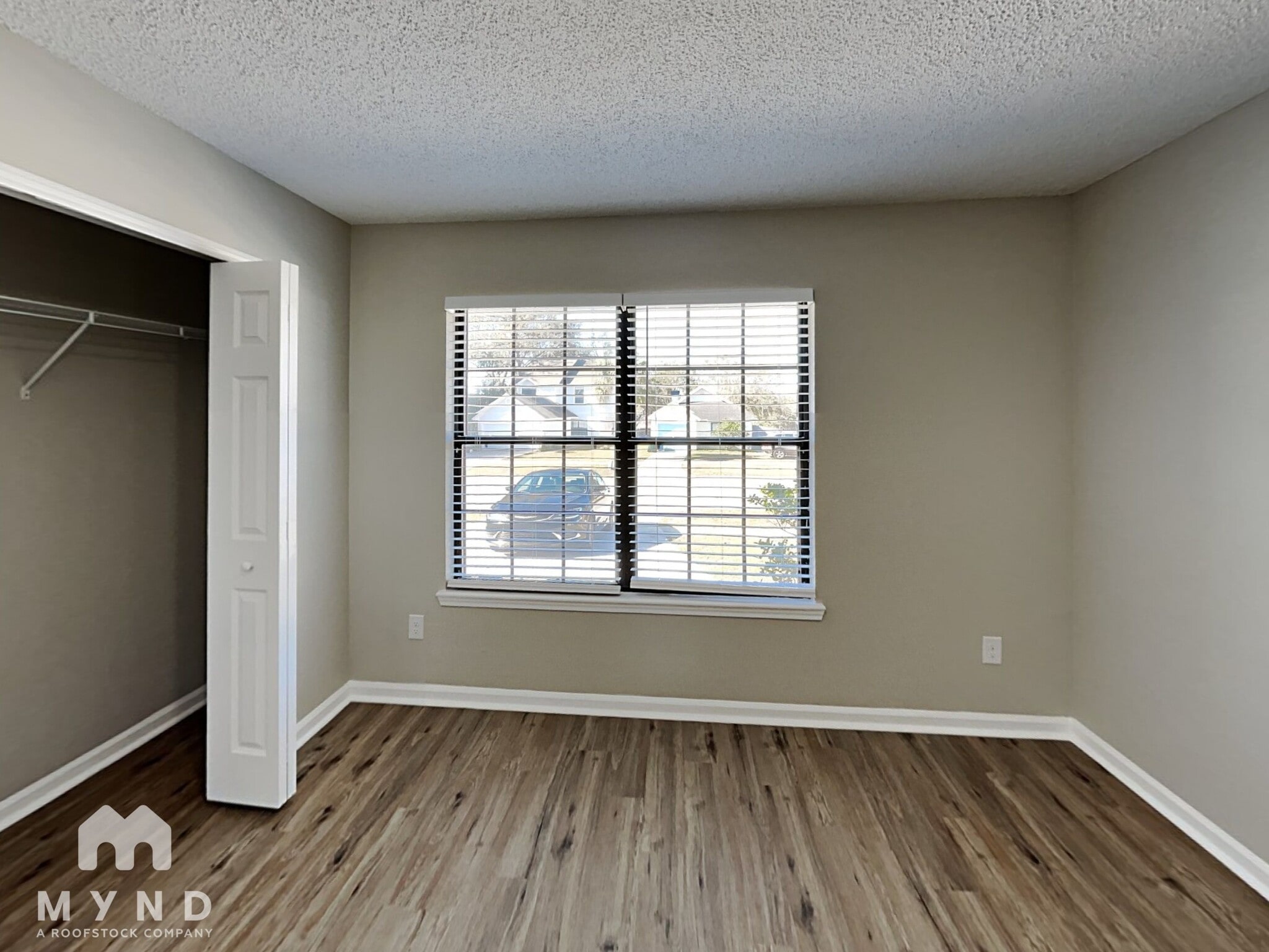Building Photo - 2451 Townsquare Dr