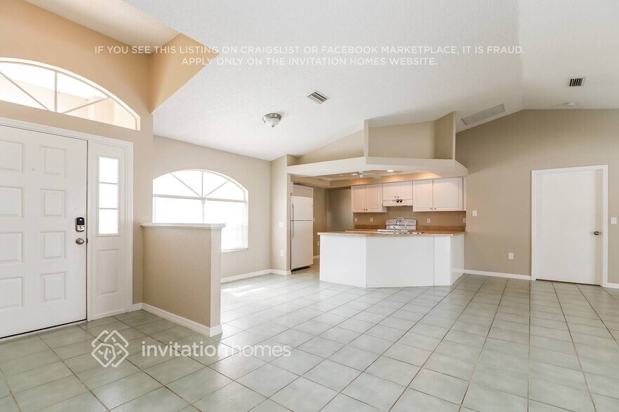 Building Photo - 7421 Ashmore Dr