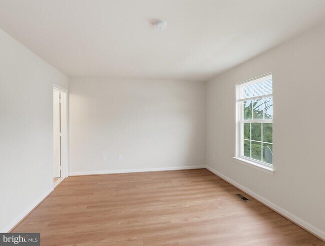 Building Photo - 7203 Rutherford Green Cir