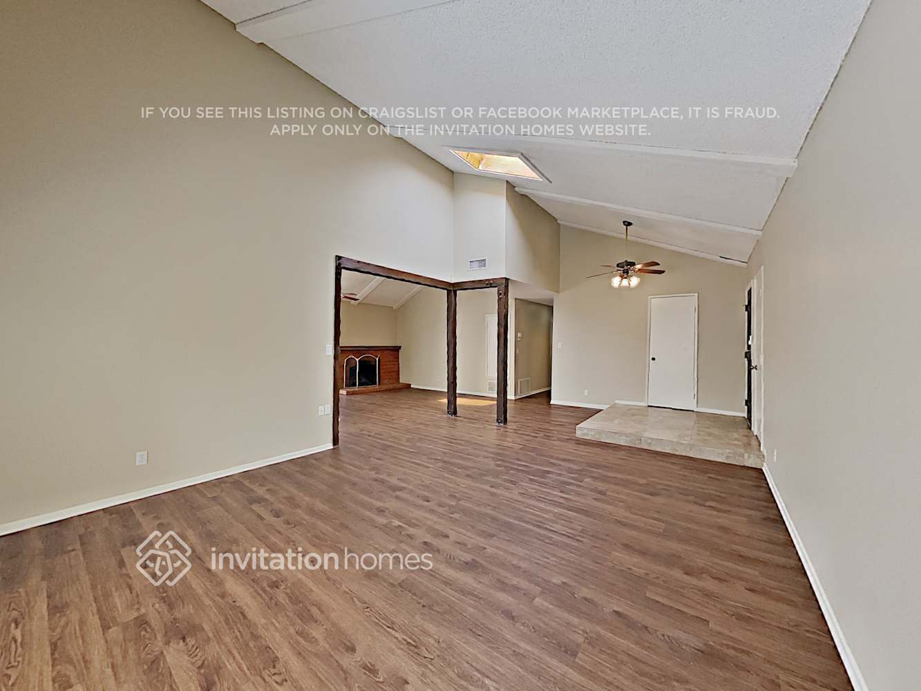 Building Photo - 2725 Greenleaf Ave