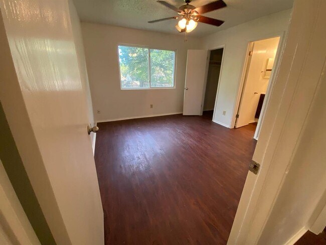 Building Photo - 7307 Cooper Ln