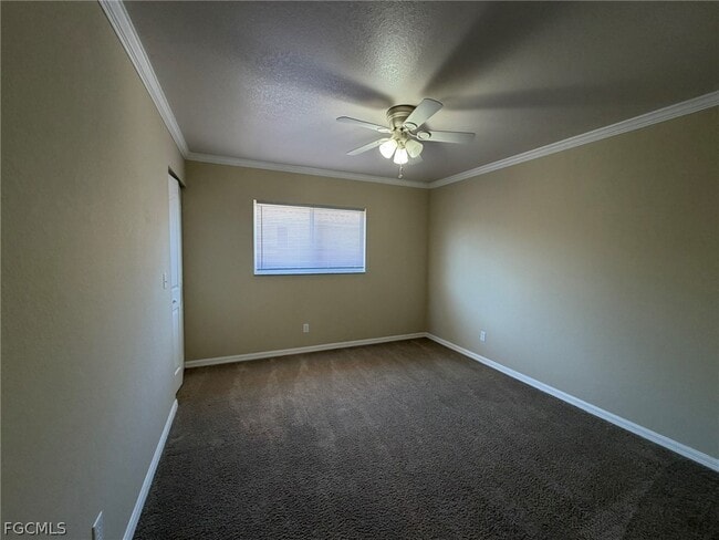 Building Photo - 414 SE 7th St