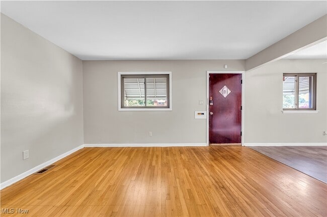 Building Photo - 4728 E 176th St