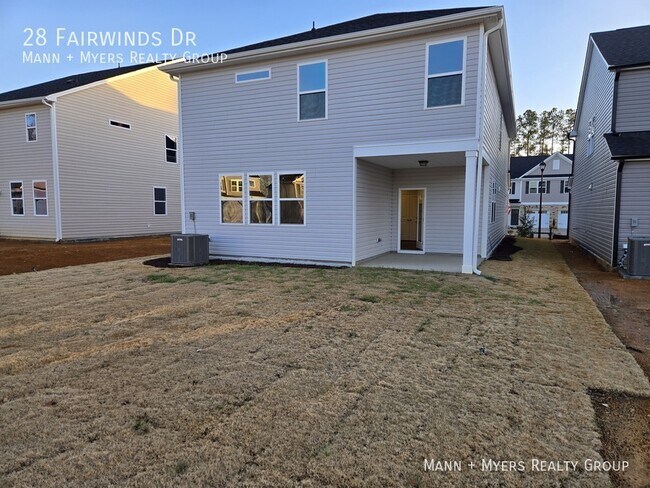 Building Photo - 28 Fairwinds Dr