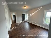 Building Photo - 261 Breckenridge St
