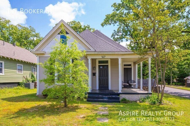 Building Photo - 147 S Booker St