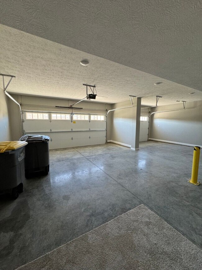 Building Photo - 4 Bedroom Single Family Home - WEST LAFAYETTE