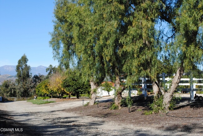 Building Photo - 285 Crestview Ave