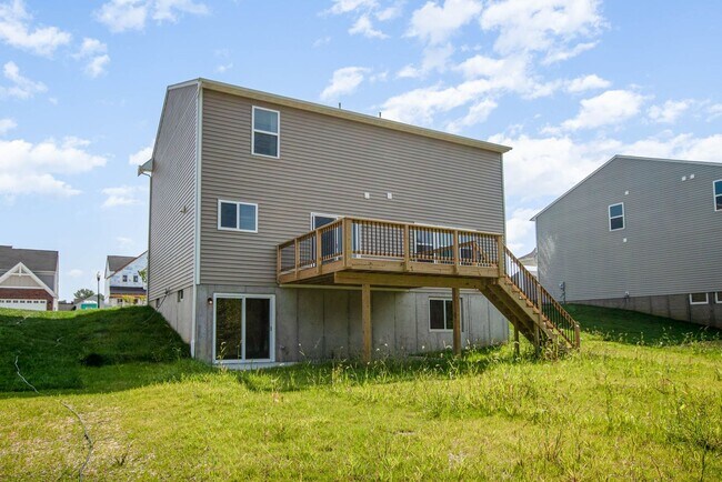 Building Photo - Brand new construction in well-kept HOA co...