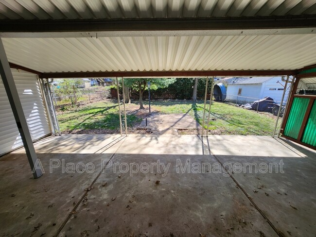 Building Photo - 9416 Kathlyn Dr