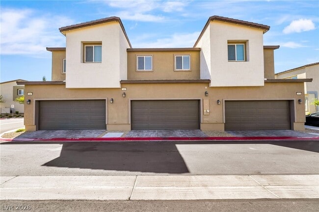 Building Photo - 7483 Coastal Ledge St