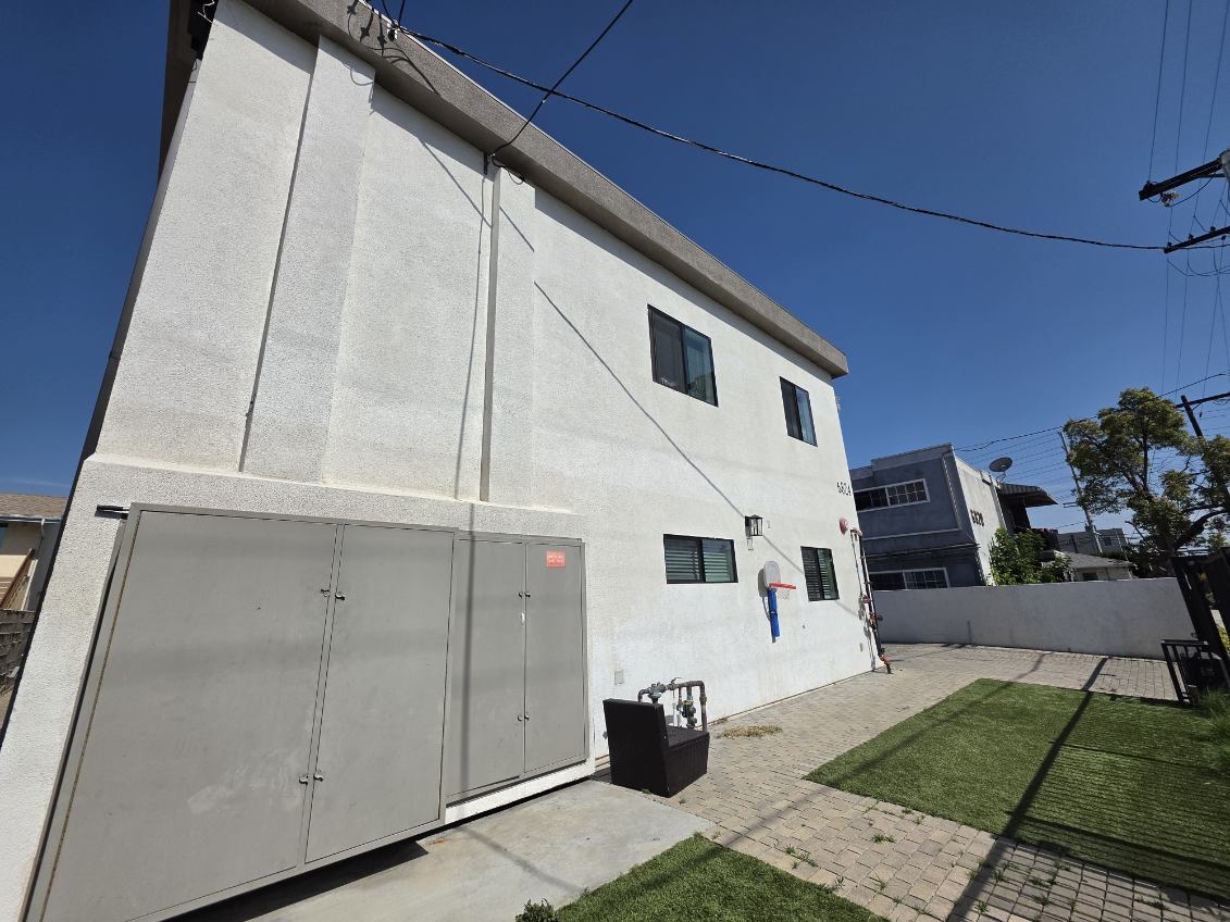 Building Photo - 6824 Ben Ave