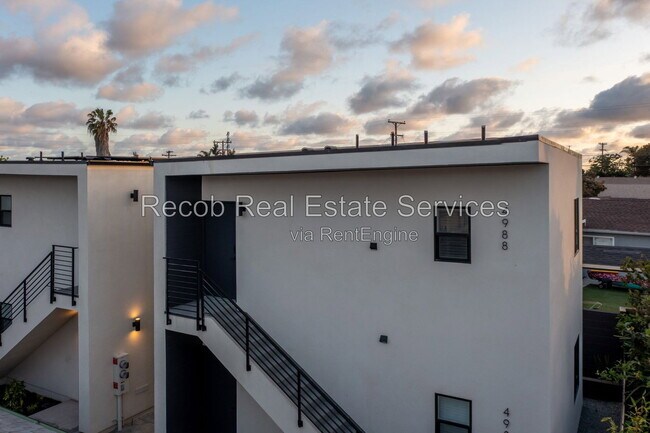 Building Photo - 4988 Genesee Ave