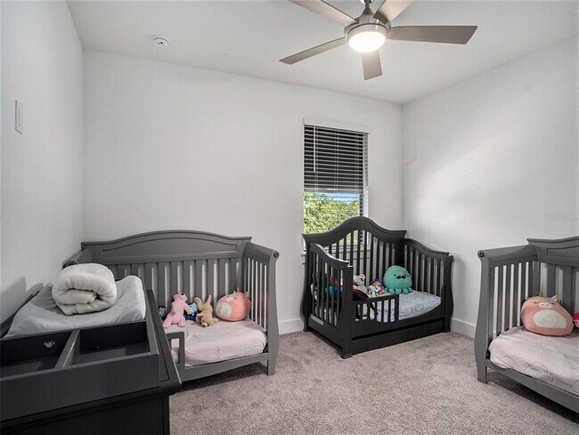 Building Photo - 3038 W Napoleon Ave