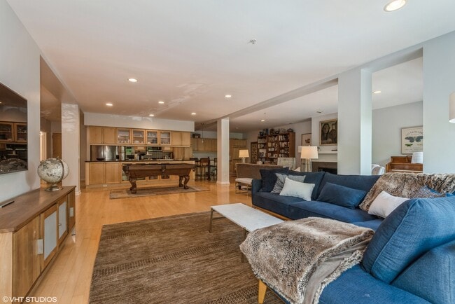 Building Photo - 1421 Sherman Ave