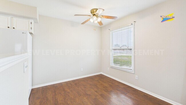 Building Photo - 1717 S Cypress St