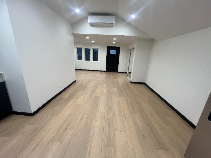 Building Photo - 1405-1405 Crenshaw Blvd