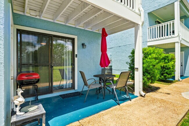 Building Photo - 503 Granada Cir