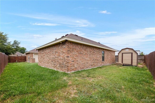 Building Photo - 3720 Yellowhammer Ave