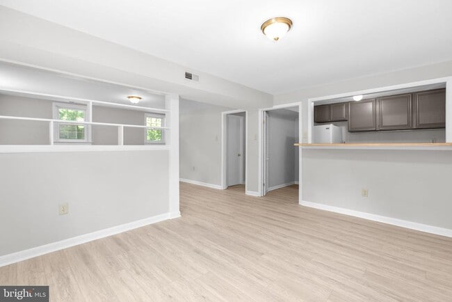Building Photo - 18136 Pepmeier Hill Rd