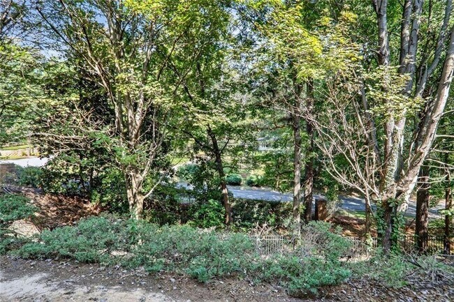 Building Photo - 2331 Towneheights Terrace SE