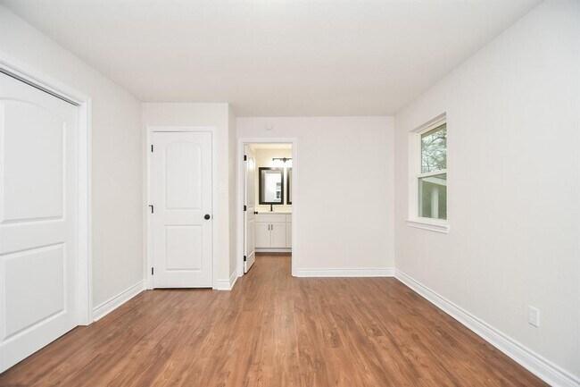 Building Photo - 210 A J Meekins Rd