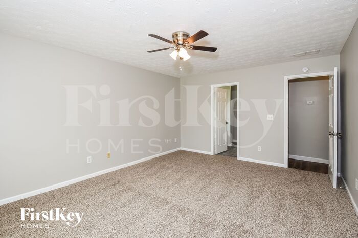 Building Photo - 1776 Summit Creek Way