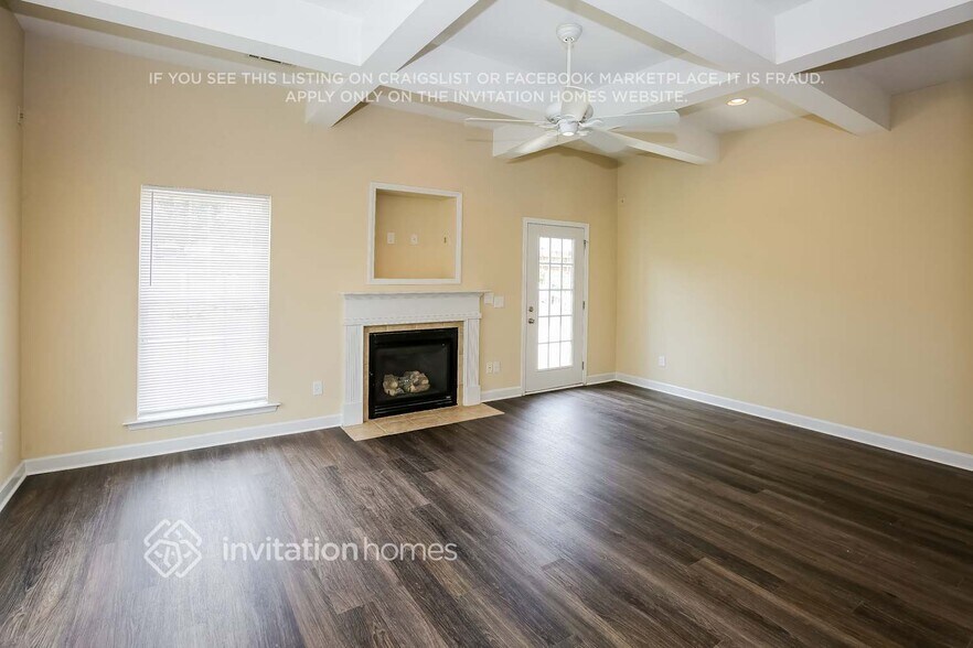 Building Photo - 1214 Mallory Ln