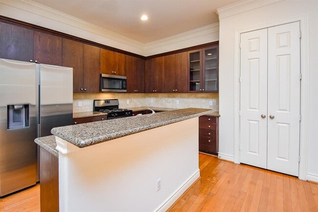 Building Photo - 2612 Starboard Point Dr
