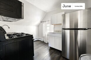 Building Photo - 274 Seaver St