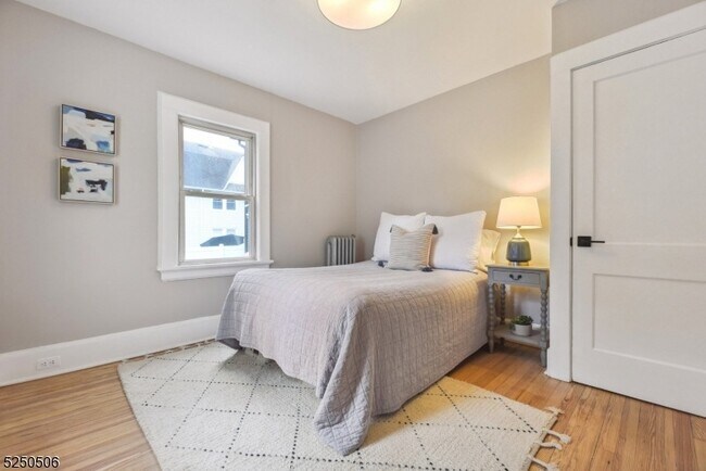 Building Photo - 21 Central Ave