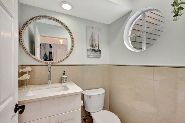 Building Photo - 120 Ocean Dunes Cir