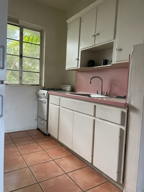 Building Photo - 1043-1048 8th St