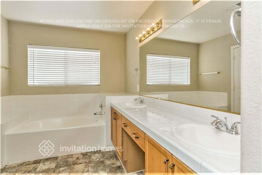 Building Photo - 3703 Funston Way