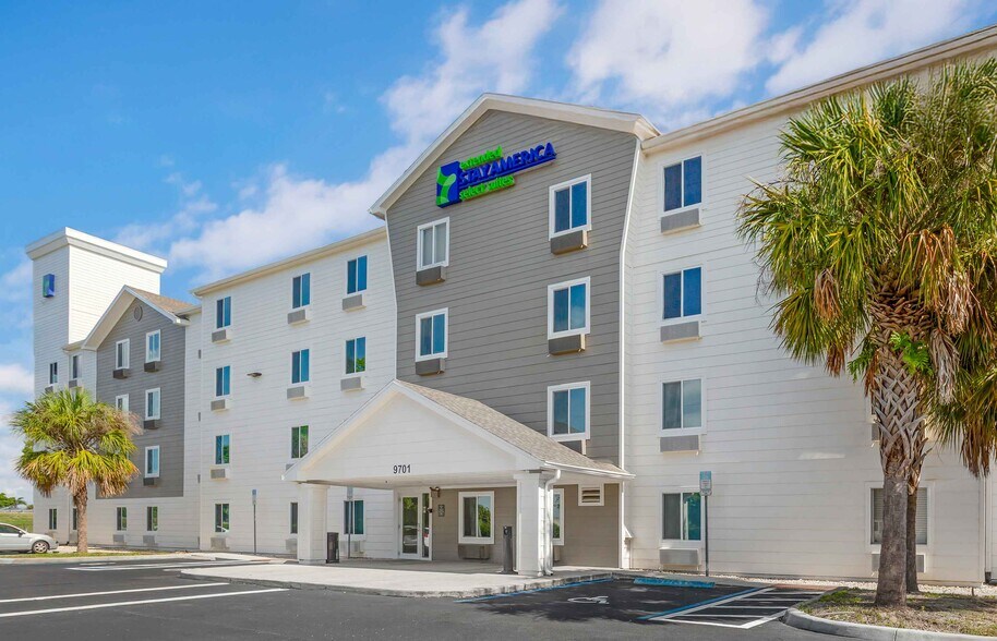 Primary Photo - Furnished Studio-Fort Myers - Northeast