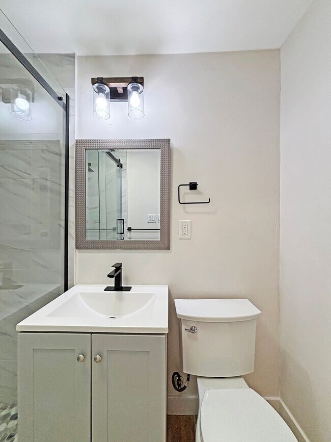 Building Photo - Charming 1BD/1BA Home in North Park W/ W/D...