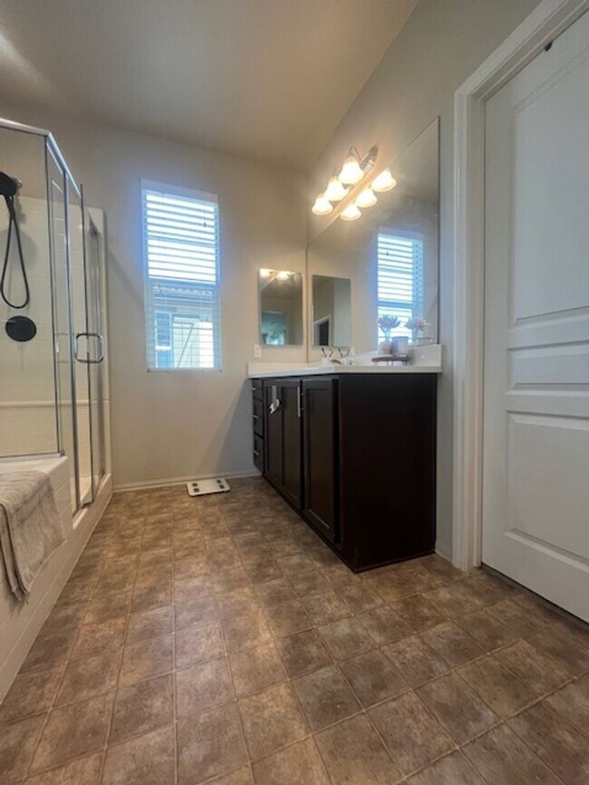 Building Photo - Beautiful Single-Family Home Murrieta