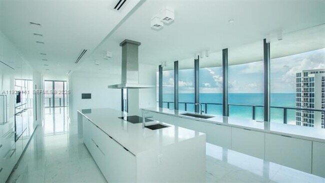 Building Photo - 19575 Collins Ave