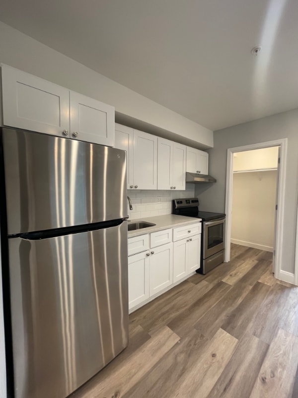 Building Photo - 15-27 Arlington St