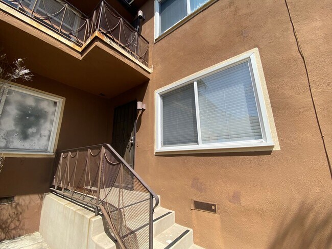 Building Photo - 5067 20th St
