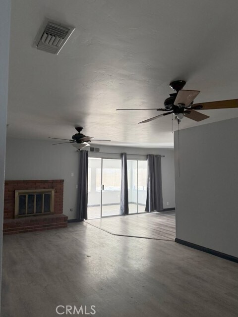Building Photo - 936 Pinion Dr