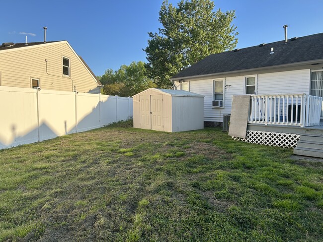 Building Photo - 2401 Ports Landing