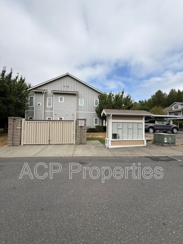 Building Photo - 4654 Celia Way