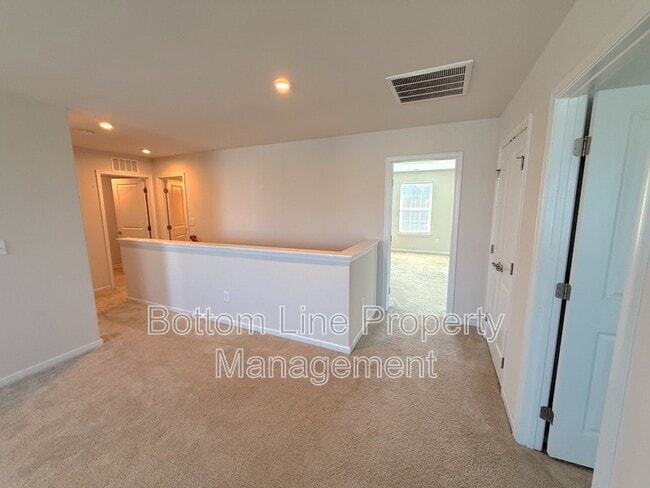 Building Photo - 1524 Bailiff Ct SW