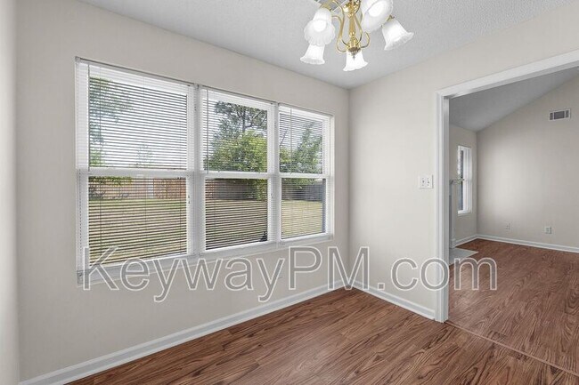 Building Photo - 3803 Winchester Ct