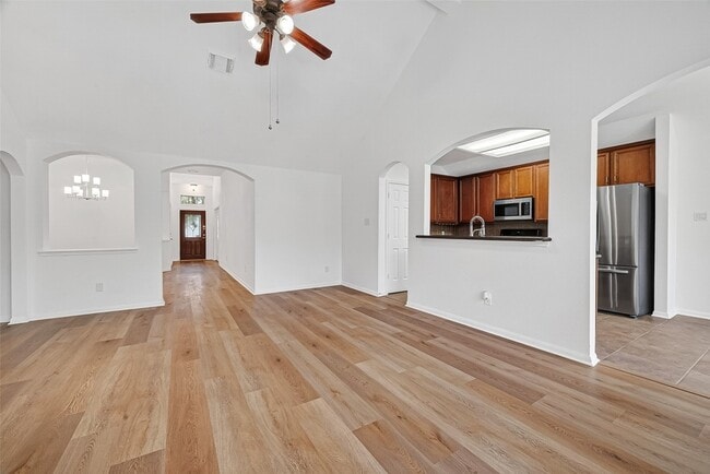 Building Photo - 2905 Fountain Brook Ct