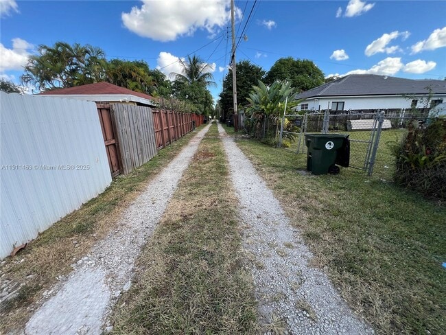 Building Photo - 189 Glendale Dr