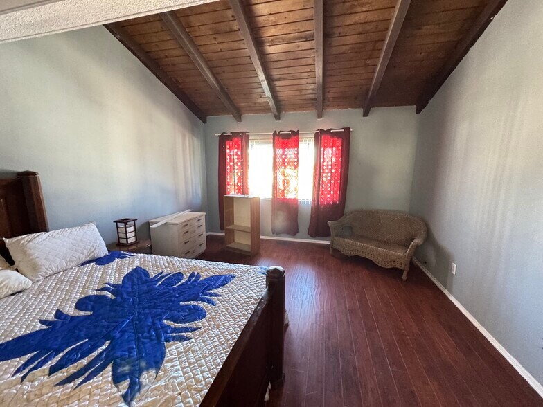 Building Photo - 1820 Speyer Ln