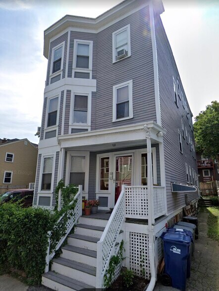 Building Photo - 21 Haverford St