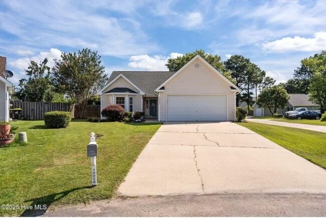 Building Photo - 10024 Birch Pl